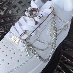 Nieuwe Import Milieuvriendelijke Aangepaste Retro Pin Metalen Schedel Schoenen Gesp Sneakers Diy Decoratie Fittingen Sticker Strass - Product Image 2