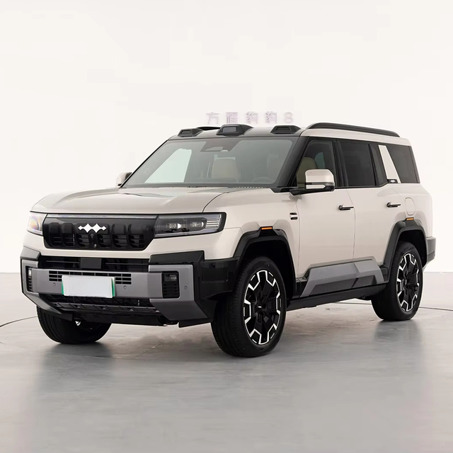 2025 New Plug-in Hybrid 2.0T Leopard 8 Car BYD Fangcheng Leopard 8 Phev 2024 SUV Flagship Leopard 8 BYD