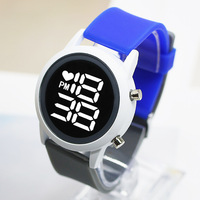 Jam Tangan Digital LED Sporty 2026 untuk Pelajar, Jam Tangan Elektronik Sporty dengan Paduan Warna, Jam Tangan Hadiah untuk Wanita dan Pria