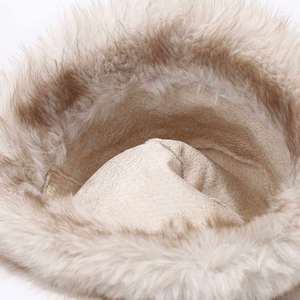 Chapeau bob en fausse fourrure à large bord pour femme, chaud et douillet pour l'hiver - Product Image 6