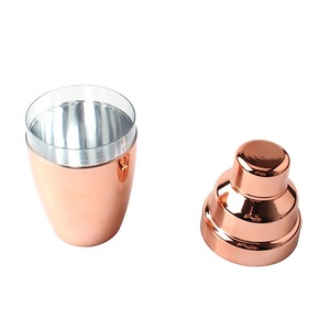 Shaker à cocktails en plastique de 6 oz avec couvercle et passoire, shaker à cocktails promotionnel de couleur métallique, fabriqué au Vietnam - Product Image 5