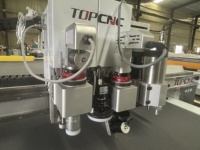Machine de découpe numérique de bureau pour carton ondulé, traceur numérique CNC avec découpeuse à plat CCD haute précision pour panneaux KT CE