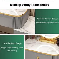 Coiffeuse compacte 50/60/70 cm avec bord cannelé, armoire latérale interchangeable et miroir LED rond.