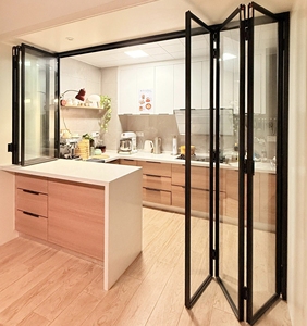Portes et fenêtres de cuisine intérieures en aluminium certifiées CE avec verre trempé de sécurité certifié EN pour les maisons - Product Image 3