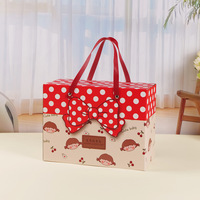 Adorable coffret cadeau pour bébé aux couleurs pastel pour la fête de naissance et les souvenirs