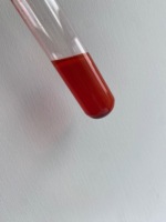 Rouge Solvant 132 Complexe Métallique avec Colorant Soluble dans les solvants pour Teintures de Bois, Encres d'Impression, Feuilles d'Aluminium et Cuir