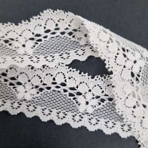 Encaje Elástico Floral Ligero de 3.3cm, Tela de Nailon y Spandex con Borde Festoneado, para Lencería y Ropa Interior - Product Image 1