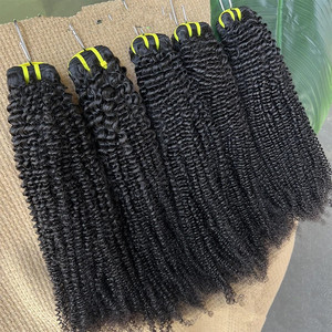 Paquetes <span class=keywords><strong>de</strong></span> tejido <span class=keywords><strong>de</strong></span> <span class=keywords><strong>cabello</strong></span> humano vietnamita crudo <span class=keywords><strong>de</strong></span> 40 pulgadas Trama <span class=keywords><strong>al</strong></span> <span class=keywords><strong>por</strong></span> <span class=keywords><strong>mayor</strong></span> 12A Extensión <span class=keywords><strong>de</strong></span> <span class=keywords><strong>cabello</strong></span> rizado <span class=keywords><strong>natural</strong></span> virgen alineado con cutícula - Product Image 3