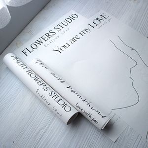 Jianyuefenghuawanghongzhi Papel rojo inglés Ramo de rosas Papel de embalaje Nuevos materiales florales chinos para <span class=keywords><strong>el</strong></span> Día de San Valentín - Product Image 2
