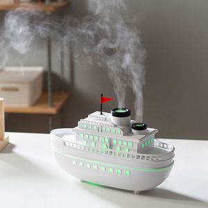 เครื่องเพิ่มความชื้นในเรือยอชท์สุดหรู JCSY-3000 ดีไซน์รูปทรงเรือ ใช้พลังงานจาก USB พร้อมฟังก์ชั่นพ่นไอน้ำและไฟ สำหรับใช้ในบ้านและสำนักงาน - Product Image 2