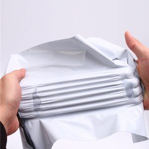 Blanc Solide Taille <span class=keywords><strong>de</strong></span> Mélange En Plastique Sacs Postaux Bonne Qualité Polythène Auto Joint <span class=keywords><strong>Affranchissement</strong></span> <span class=keywords><strong>Courrier</strong></span> Sacs - Product Image 3