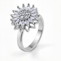 Anillo Giratorio con Circonitas Florales de Circulo Completo, Joyería de Cobre con Diseño de Flor Rotatoria, Colección de Joyerí