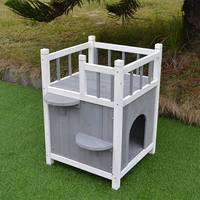 Maison pour chat moderne de luxe en bois, directement de l'usine, avec balcon et escaliers, abri surélevé résistant aux intempéries