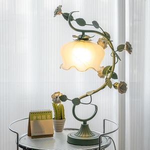 Lampe de table coréenne, fleurs de jardin, lampe de chevet pour chambre à coucher, lumière créative pour mariage, cadeau chaleureux et romantique, lampe rose de table - Product Image 2