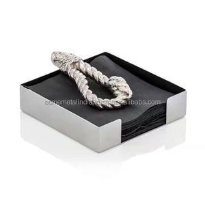 Porte-serviettes en métal moderne avec finition revêtue d'or Idéal pour la cuisine à domicile Décoration et organisation de table élégantes - Product Image 4