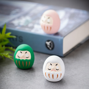 Figura Pequeña de <span class=keywords><strong>Daruma</strong></span>, Juego de Muñecos <span class=keywords><strong>Daruma</strong></span> Japoneses, Estatua de Cerámica de <span class=keywords><strong>Daruma</strong></span> de la Buena Suerte para Decoración de Interiores, Hogar, Coche y Escritorio - Product Image 4