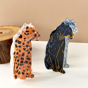 Pince à cheveux en forme de léopard d'Amérique, pince à cheveux noire en forme de léopard, grande pince à cheveux, design animal original, accessoire de mode pour femmes - Product Image 5