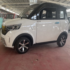 Éxito de Ventas en Europa y América Vehículos Pequeños de Nueva Energía Scooter Eléctrico Biplaza con Cabina a la Venta - Product Image 4