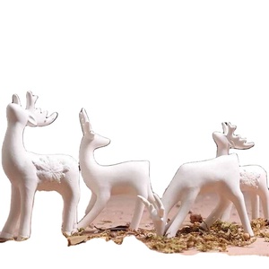 Accessori Decorativi Artigianali Regali di Nozze Ornamenti di Cervi in Ceramica Stile Nordico Semplice e Moderno Arredamento Creativo per Soggiorno - Product Image 6