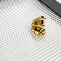 Tendance de la mode Bague à nœuds en métal plissé brillant pour femmes
