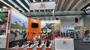 Xe Scooter điện gấp gọn Kukirin M4 <span class=keywords><strong>Max</strong></span>/A1/S1 <span class=keywords><strong>Max</strong></span>/g2/g2 <span class=keywords><strong>Pro</strong></span> dành cho người lớn, giao hàng từ kho EU - Product Image 6