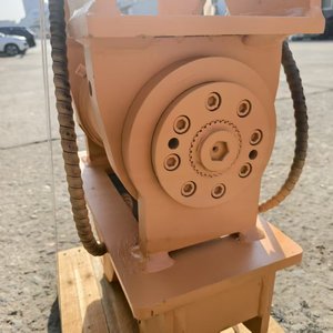 Führende 180-Grad-Kippung 1,6 t Bagger leistung Schnell kupplung Kern lager Schnell kupplung Lieferanten zum Verkauf - Product Image 3