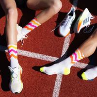 Chaussettes de cyclisme anti-ampoules personnalisées, chaussettes de course à pied respirantes avec logo personnalisé, acceptant la conception sur mesure