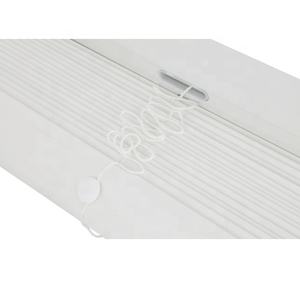 ستائر فينيسية بيضاء حديثة بشرائح بلاستيكية تشبه الخشب بعرض 50 ملم للنوافذ الصغيرة المنزلية - Product Image 5