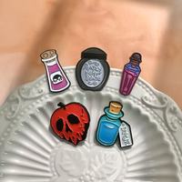 Broche décorative en émail d'anime en forme de lanterne de citrouille, potion magique, fée, pour Halloween, en alliage de zinc, vente en gros