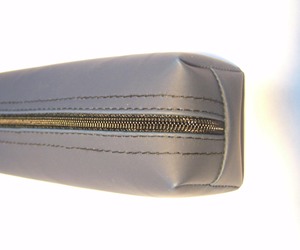 Estuche para Lápices de Cuero PU con Cierre Dorado, Diseño Simple de Color Sólido, 19x4.5x4cm, para Uso Escolar y de Oficina - Product Image 4