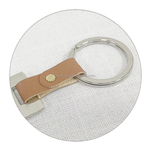 กระเป๋าถือสายโซ่สำหรับผู้ชายมีลายไม้บรรทัดเลเซอร์สแตนเลสโลหะมีสลักด้านหลังแบบกดสลักได้ - Product Image 3