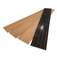 Revêtement de sol PVC auto-adhésif épais, résistant à l'usure et imperméable, motif grain de bois réaliste pour usage résidentiel et commercial