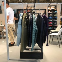 Fanghua magasin de vêtements personnalisable Pop up support suspendu Portable pliable vêtements présentoir pour magasin de vêtements