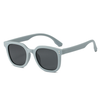 Prix usine 2025 enfants coloré cadre lunettes de soleil Flexible lumière TPEE Rectangle polarisé dépliable enfants lunettes de soleil Tac