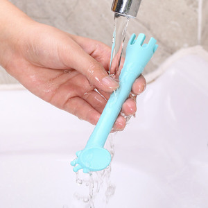 Cuchara mordedor de silicona para bebés de 146 mm, para bebés de 0 a 12 meses, utensilio de alimentación sin BPA con mango - Product Image 2