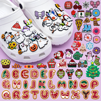 Breloques de chaussures en PVC personnalisées avec logo, motifs de Noël, dessins animés, lettres, fleurs, décorations 3D, accessoires d'Halloween pour sabots