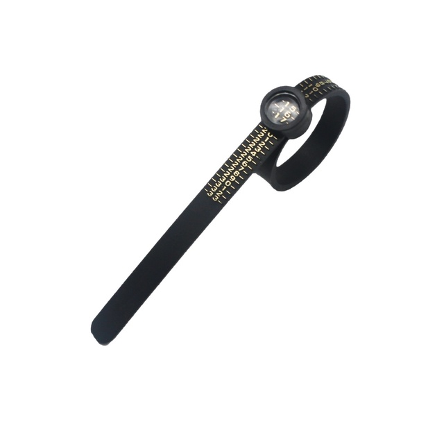 Soft Ring Sizer Measuring Tool with Magnifier, for Ring Measure Sizer Clear and Intuitive Reading Plastic Ring Sizer Magnify
