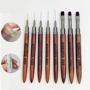 Pinceau à liner pour nail art, manche en bois, poils plats en nylon, logo personnalisé, professionnel, pour salon de manucure, dessin et peinture des ongles - Product Image 1