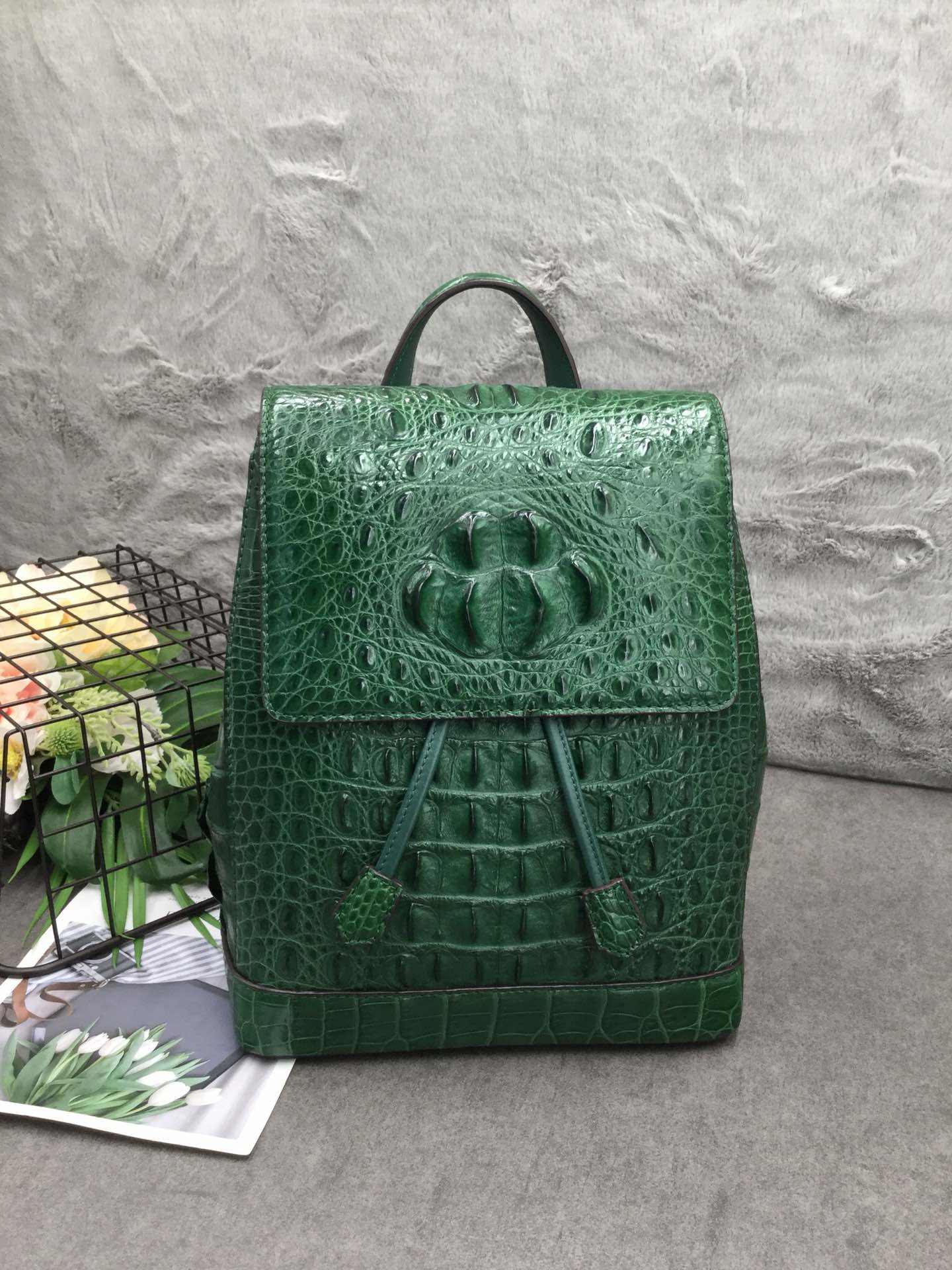 สีเขียว