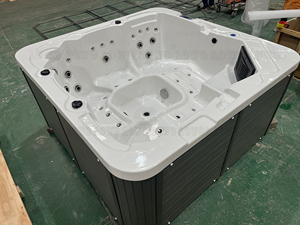 Jacuzzi Exterior con Aislamiento para Actividades Acuáticas Familiares, Sistema de Agua Caliente con Ozono y Sal, Baño Nutritivo para la Piel - Product Image 5
