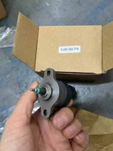 Régulateur <span class=keywords><strong>de</strong></span> <span class=keywords><strong>pression</strong></span> <span class=keywords><strong>de</strong></span> carburant 0281002718 pour les Accents 1.5 - Product Image 2