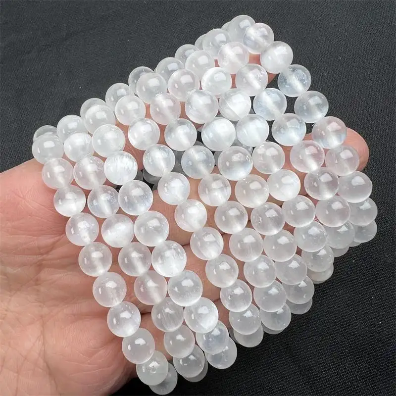 Usine en gros naturel mode sélénite classique perles de cristal sculptures blanc rond bracelet en cristal pour la décoration souvenir