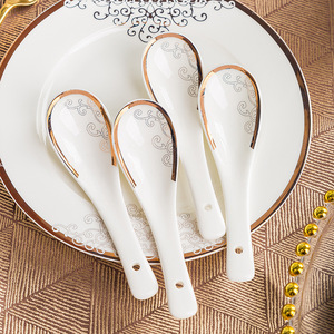 Juego de <span class=keywords><strong>Vajilla</strong></span> de Lujo de Cerámica Estilo Europeo con Borde Dorado y Relieve, Cubertería de Porcelana para Hogares, Restaurantes y Regalos - Product Image 3