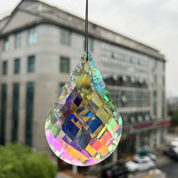 Honneur de cristal Ab coloré intérieur cristal naturel à facettes suspendu prisme cristal carillon éolien attrape-soleil
