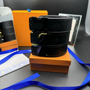 เข็มขัดหนังพิมพ์ลายตัวอักษรระดับพรีเมียมสำหรับผู้ชาย พร้อมหัวเข็มขัดเรียบ เหมาะสำหรับทั้งโอกาสทางธุรกิจและโอกาสลำลอง - Product Image 1