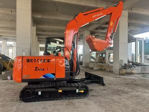 รถขุดขนาดเล็กฮิตาชิ ZX60 มือสอง ผลิตในญี่ปุ่น พร้อมเครื่องยนต์ มอเตอร์ ปั๊ม และเกียร์บ็อกซ์ - รุ่นปี 2015 น้ำหนัก 5420 กก. - Product Image 5