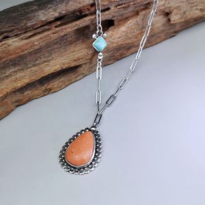 Collana con Ciondolo a Goccia in Cristallo Giallo, Design Vintage per Donne - Product Image 6