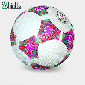 كرة قدم مطاطية صديقة للبيئة من شينهو، مخصصة ومتوافقة مع معايير CA65، متوفرة بأحجام 5 و4 و3 و2 و1 للأطفال والشباب، هدية ولعبة ترفيهية - Product Image 1