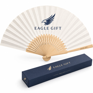 Éventail artisanal en bambou personnalisé, logo imprimé sur tissu, avec boîte, pour mariage, fête, souvenirs promotionnels - Product Image 5