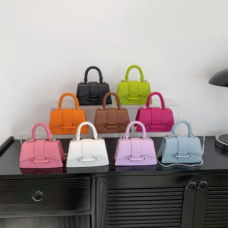 Factory Wholesale Luxury Handbags 2024 Light Lady Chain Small Bags lady design purses For Young Women